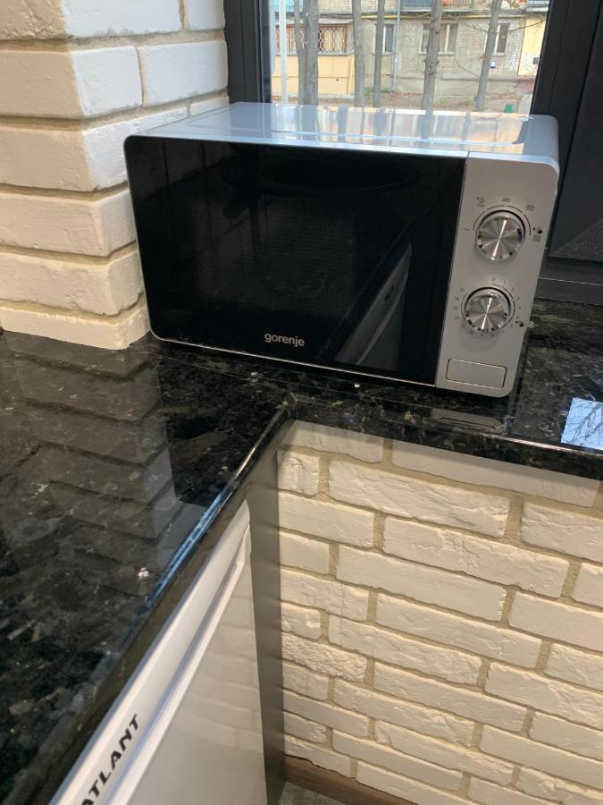 Уютная Квартира Возле Метро 23 Августа Apartment Kharkiv Bagian luar foto